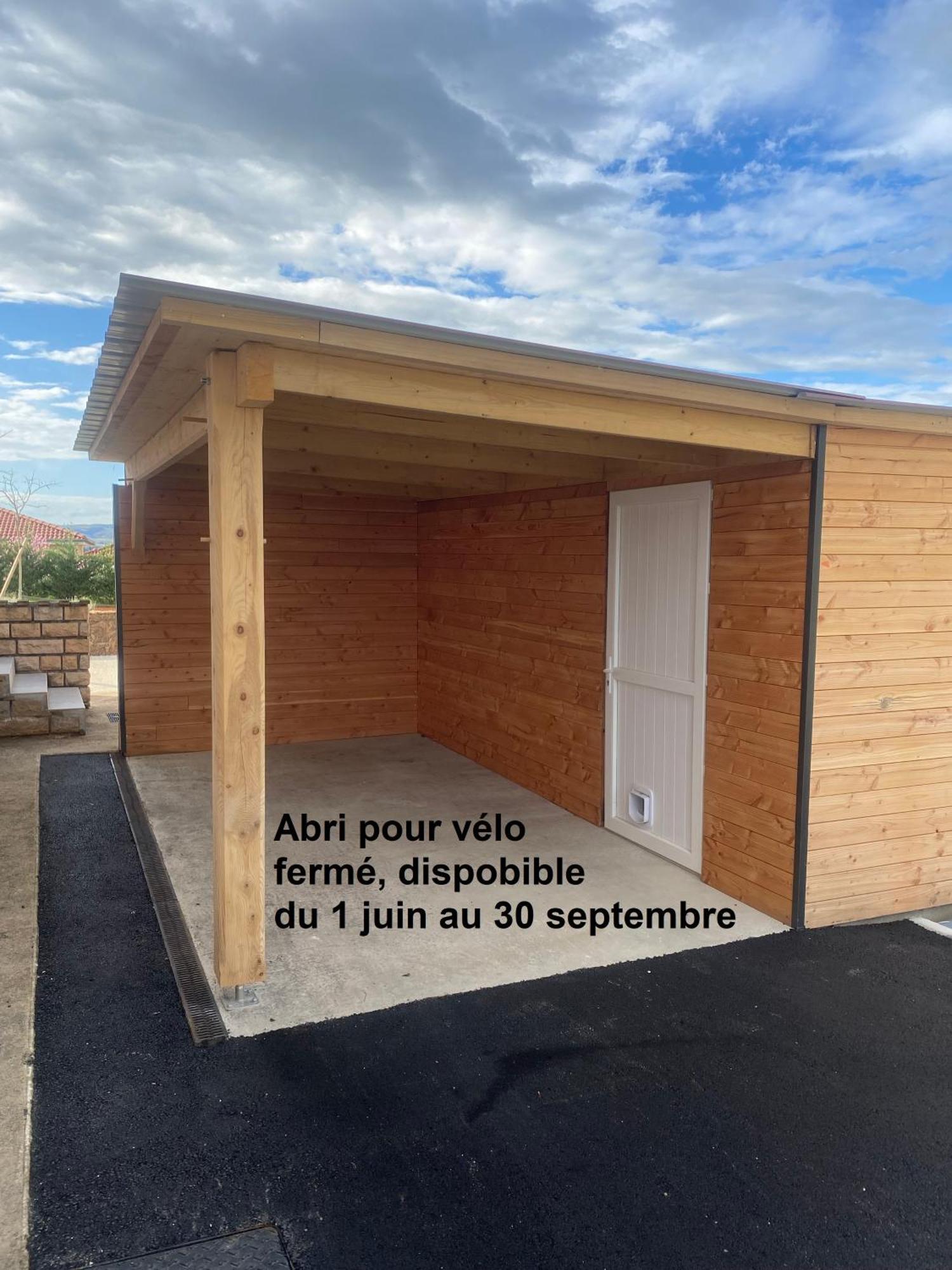 Chambre Dans Logement Partage Chez L Habitant Avec Piscine De 1 A 3 Chambres Grieges Exterior foto